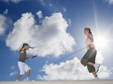 Conozcamos las ventajas e inconvenientes de saltar a la comba