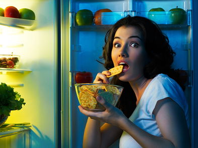 Los errores habituales comiendo de noche