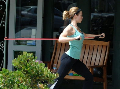 Ejercicios con bandas elásticas (II)