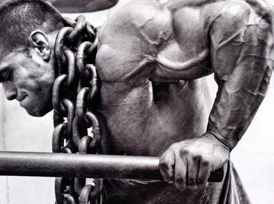 Fondos en paralelas, un gran ejercicio para trabajar el pectoral