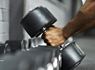 5 errores que te harán perder tiempo en el gimnasio