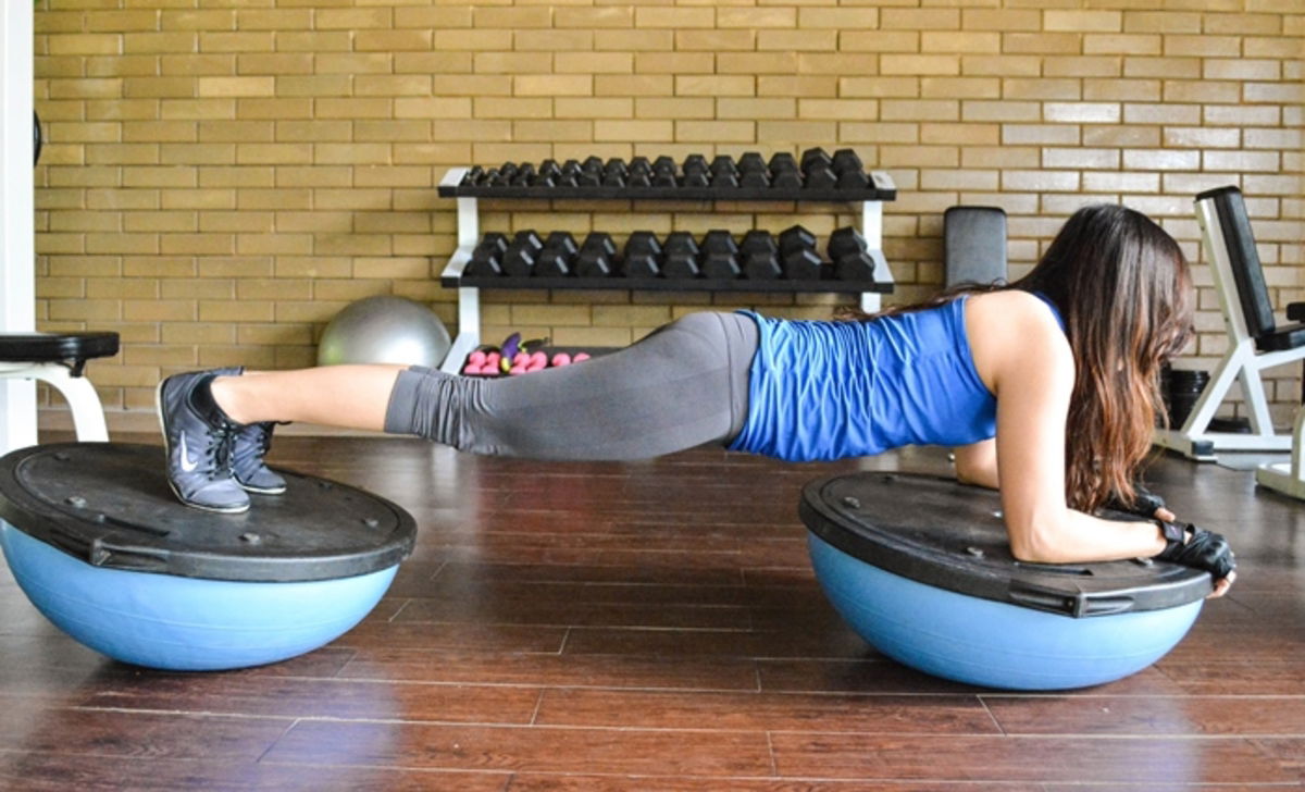 bosu plank