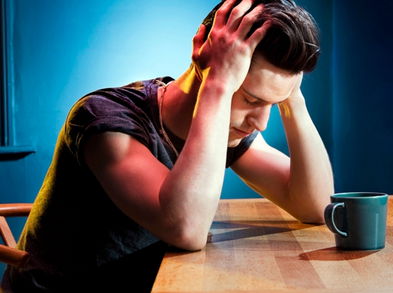 Di adiós a la resaca con esta sencilla sesión de Yoga