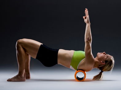 Utiliza el Foam Roller para entrenar con estos ejercicios