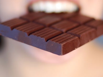 Cuatro alimentos adictivos que deberías evitar
