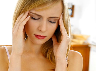 3 alimentos  que provocan dolor de cabeza