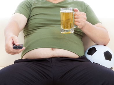 ¿La barriga cervecera engorda o no?