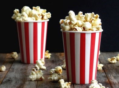 ¿Las palomitas de maíz contienen carbohidratos?