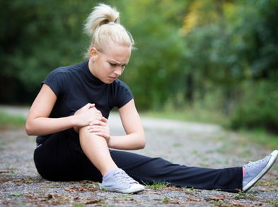 Si te duelen las rodillas, este delicioso batido te ayudará a fortalecerlas