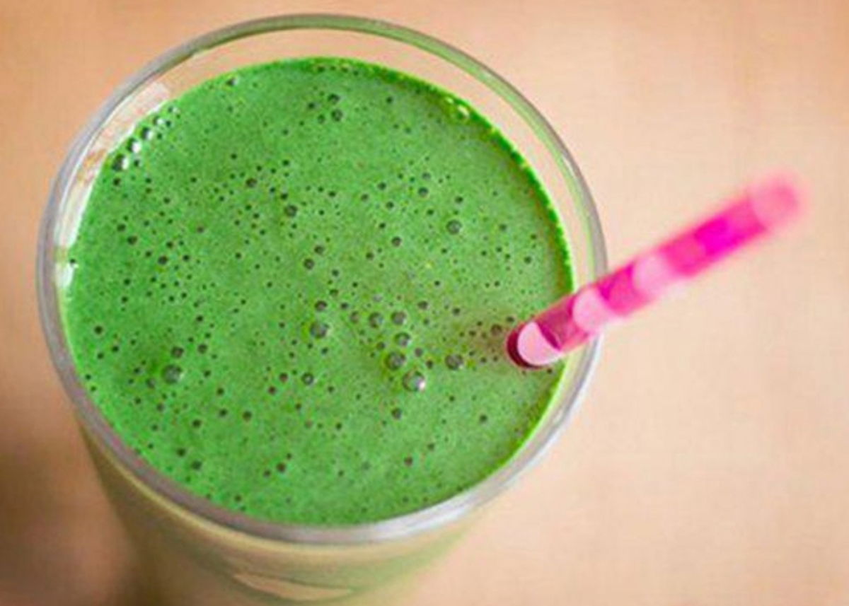 Licuado de espirulina y té verde