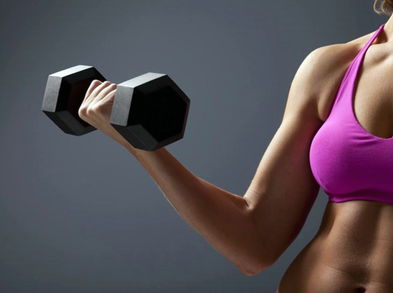 ¿Cuántas bacterias pueden tener las mancuernas de un gimnasio?