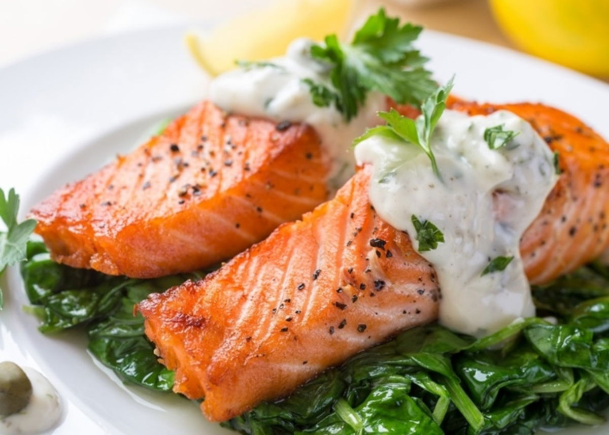 Salmón con salsa verde