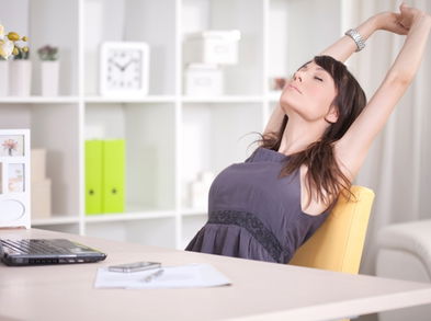 3 estiramientos para hacer en la oficina