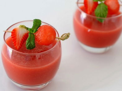 3 bebidas hechas a base de sandía para la salud