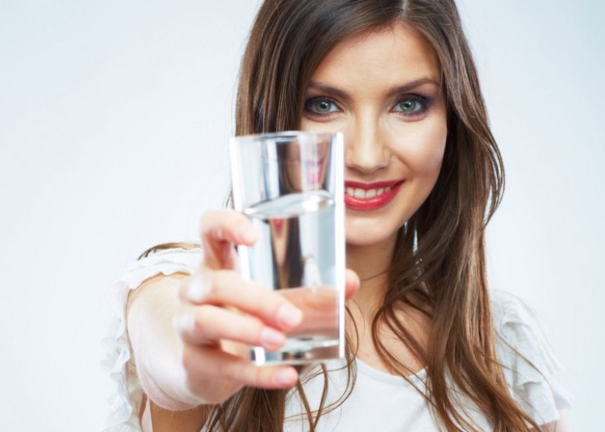 virtudes-agua-alcalina