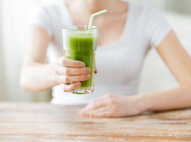3 bebidas naturales para prevenir la osteopenia