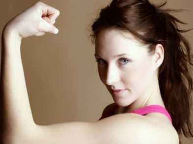 Tonifica tus hombros con estos ejercicios