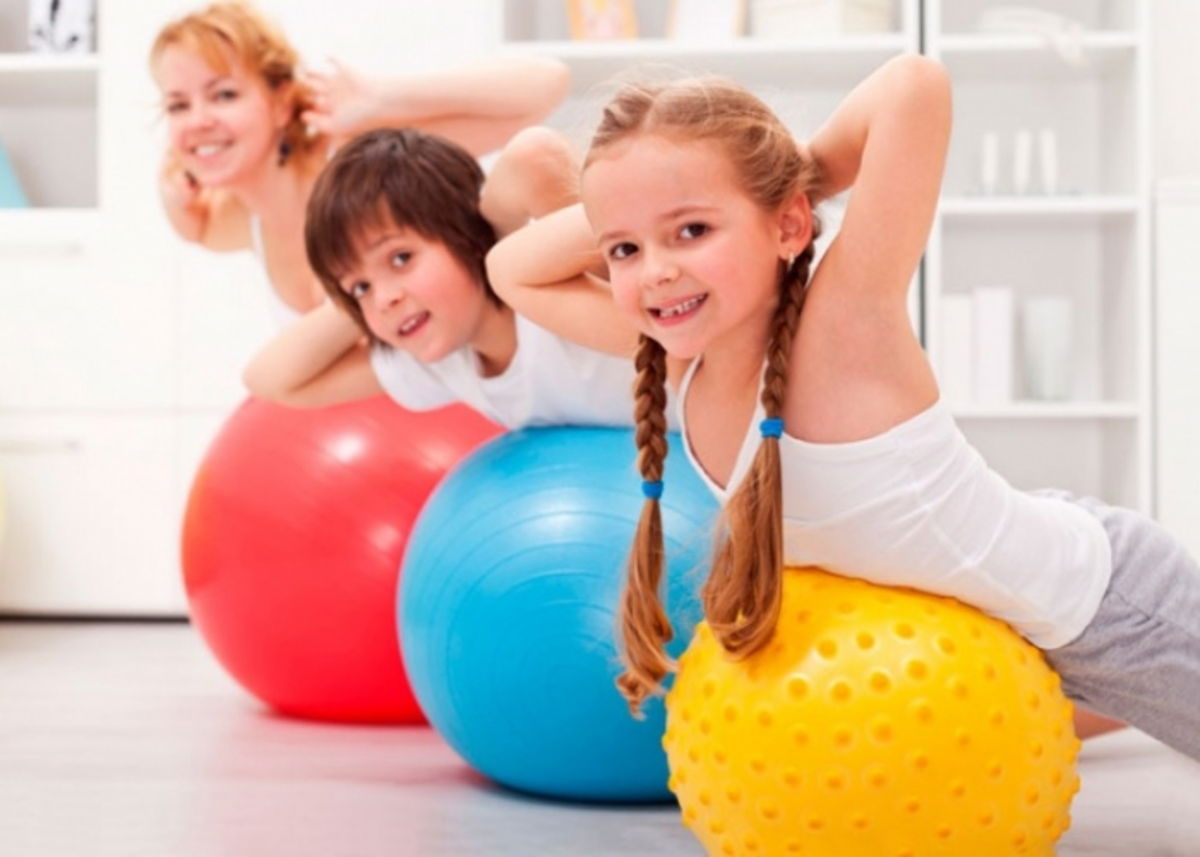 Ejercicios posturas niños