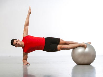 Define los músculos del cuerpo con esta rutina de ejercicios con fitball