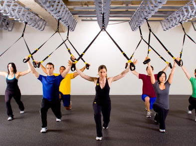 4 ejercicios en suspensión para quemar calorías y lucir espectacular