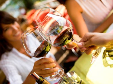 Conoce hasta cuánto alcohol está indicado tomar