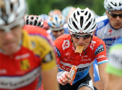Consejos de nutrición deportiva para amantes del ciclismo