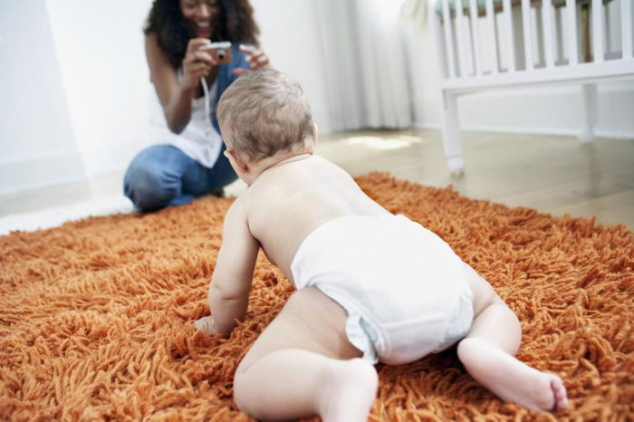 Mamá jugando con bebé