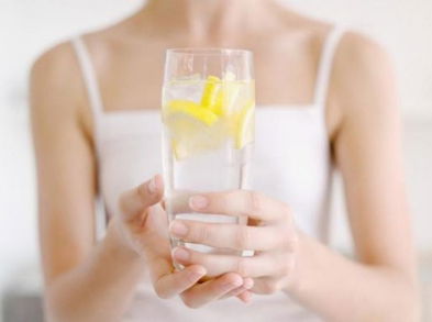 Controla la ansiedad con agua de magnesio