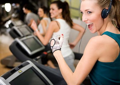 EEscuchar música caminadora