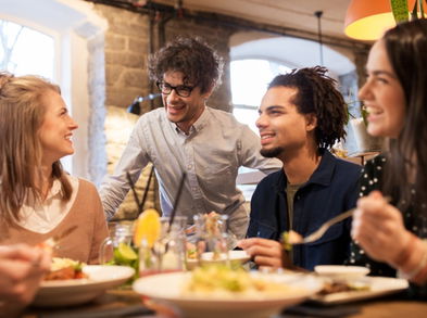 Evita engordar en días de fiesta con estos simples consejos