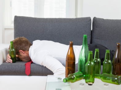 ¿Cómo combatir los efectos de la resaca?