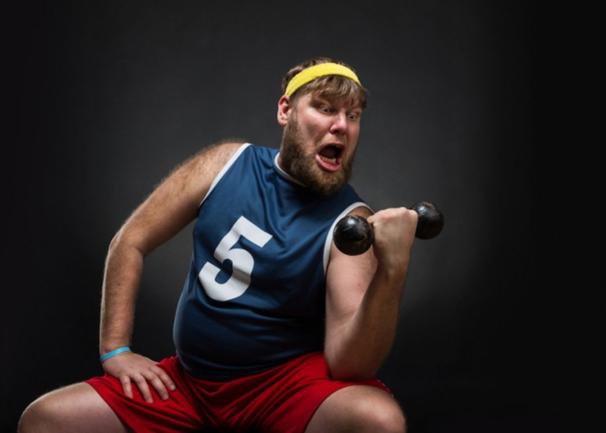 Persona ejercitándose