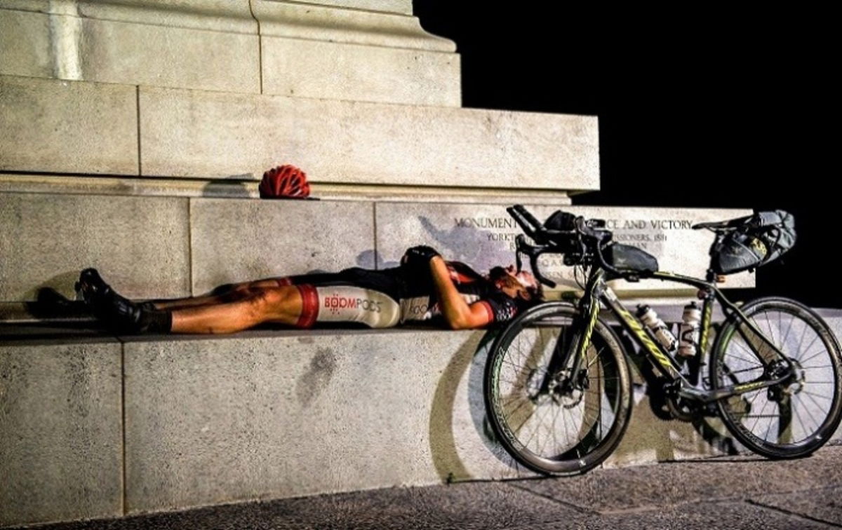 Ciclista-dormido.jpg