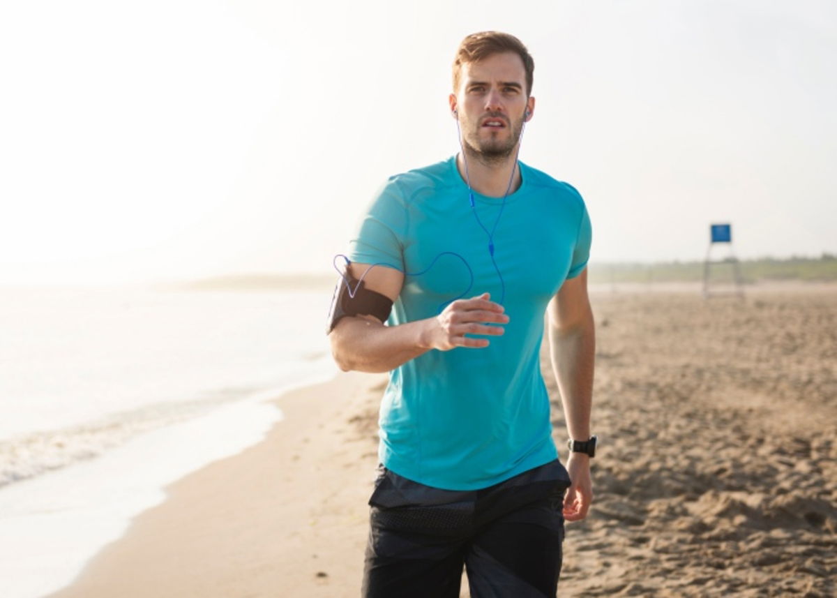 Hombre ejercitándose