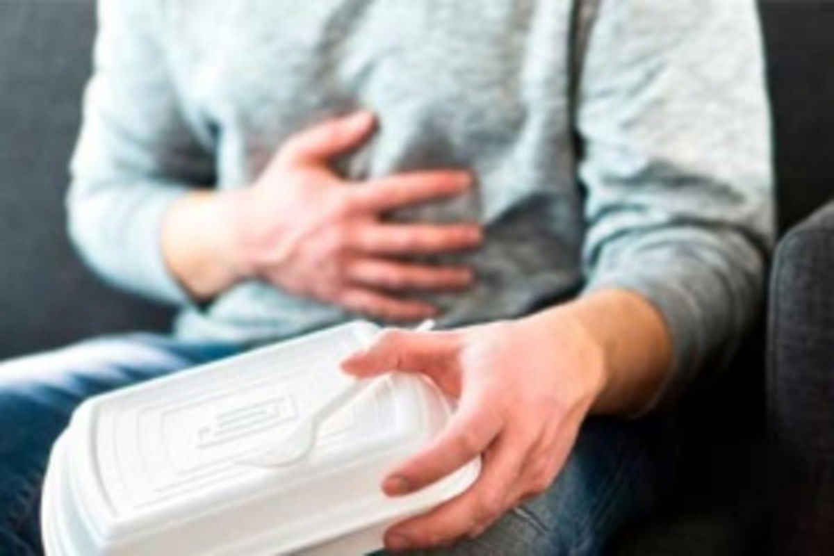 Persona malestar estomaca