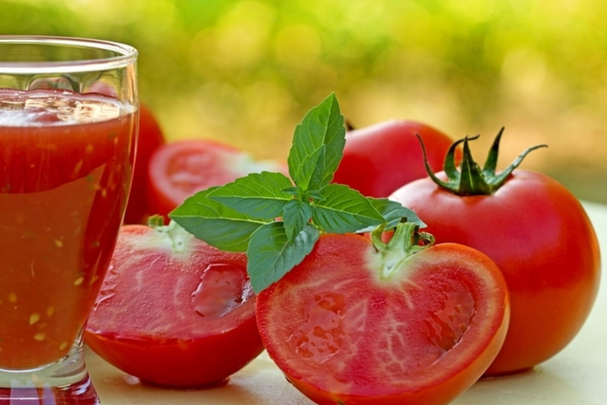 Zumo detox de tomate