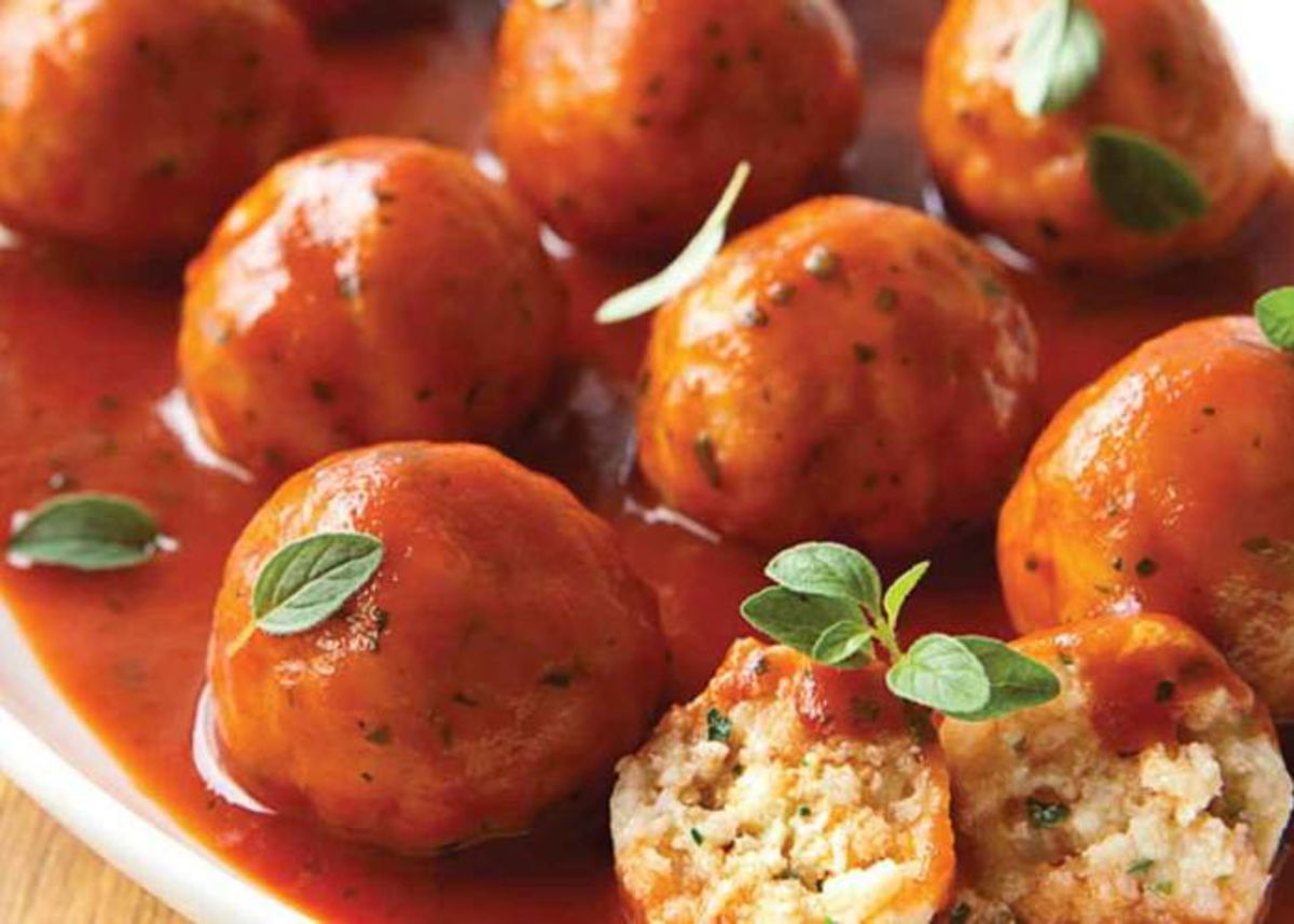 Plato con albóndigas