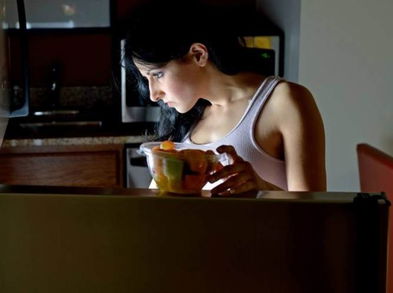 Tips para cenar saludable sin subir de peso