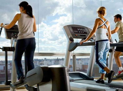 Qué ventajas tiene ejercitarse en bicicleta elíptica y cinta de correr