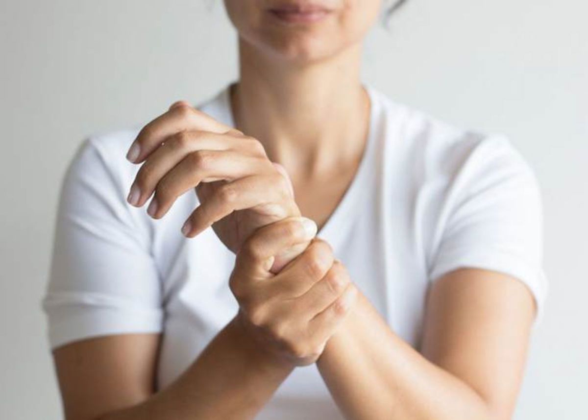 Mujer articulaciones