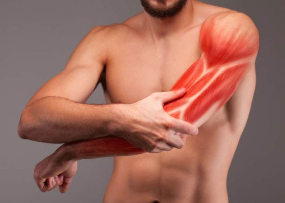 Hombre dolor músculo