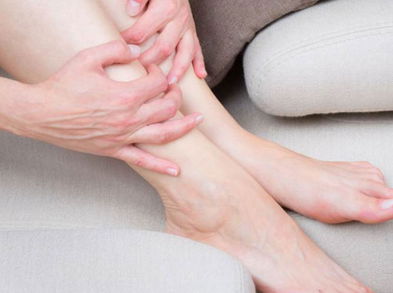 Baja la hinchazón de piernas con estos aceites