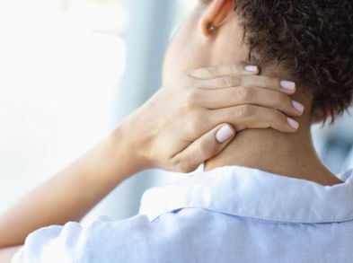 Ejercicios para paliar los síntomas de la tortícolis