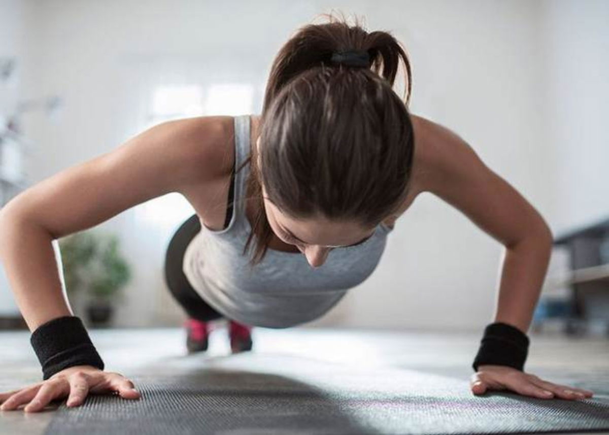 Mujer haciendo ejercicio