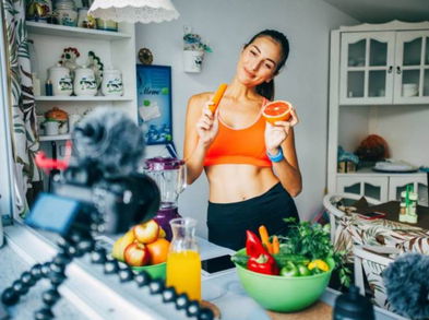 ¿Los influencers dan consejos válidos de nutrición?