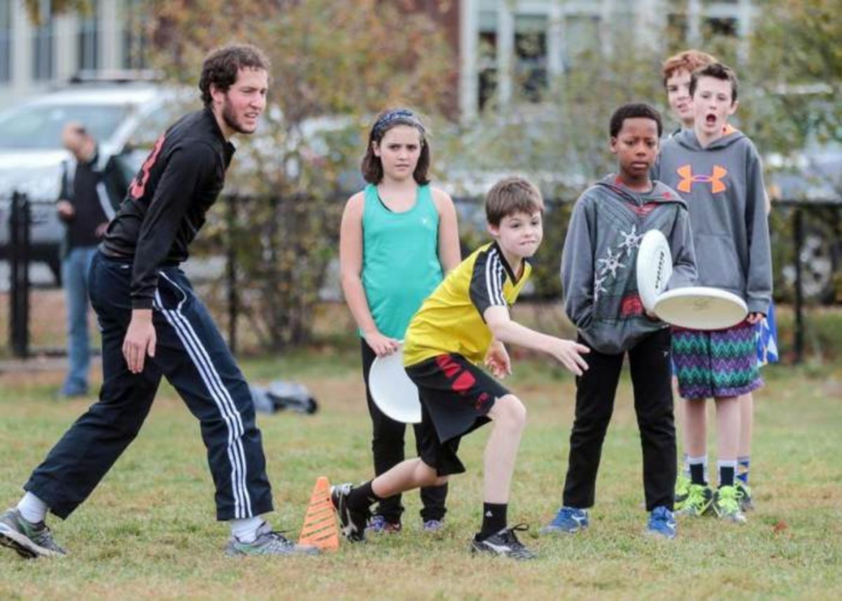 Profesor y niños deporte