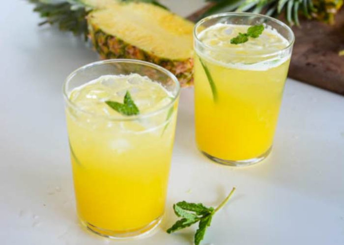 Зачем мужчины пьют ананасовый. Сок ананас. Лимонад ананас. Ананасовый напиток. Лимонад с ананасовым соком.