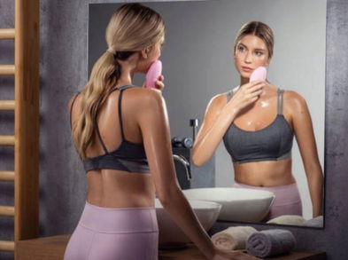 Elimina el brillo de la cara con estos trucos de belleza