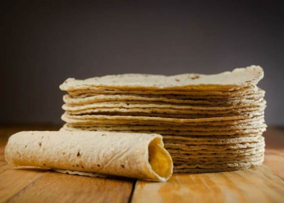 Pila de tortillas maíz