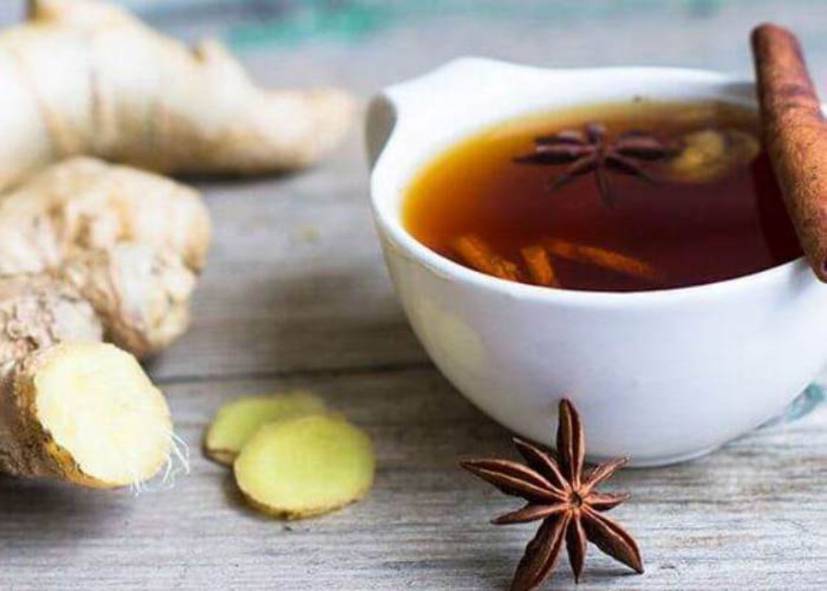Taza con jengibre y canela